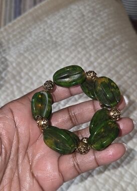 Rare BAKELITE WRAP CUFF BRACELET Sculptural Gold Flower Spacers